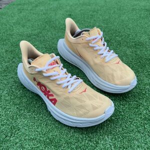 HOKA ONE ONE CARBON X 2 - Women’s Running Shoes - SIZE 8B